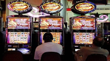 Gambling Slots Dr Love on Vacation Slot